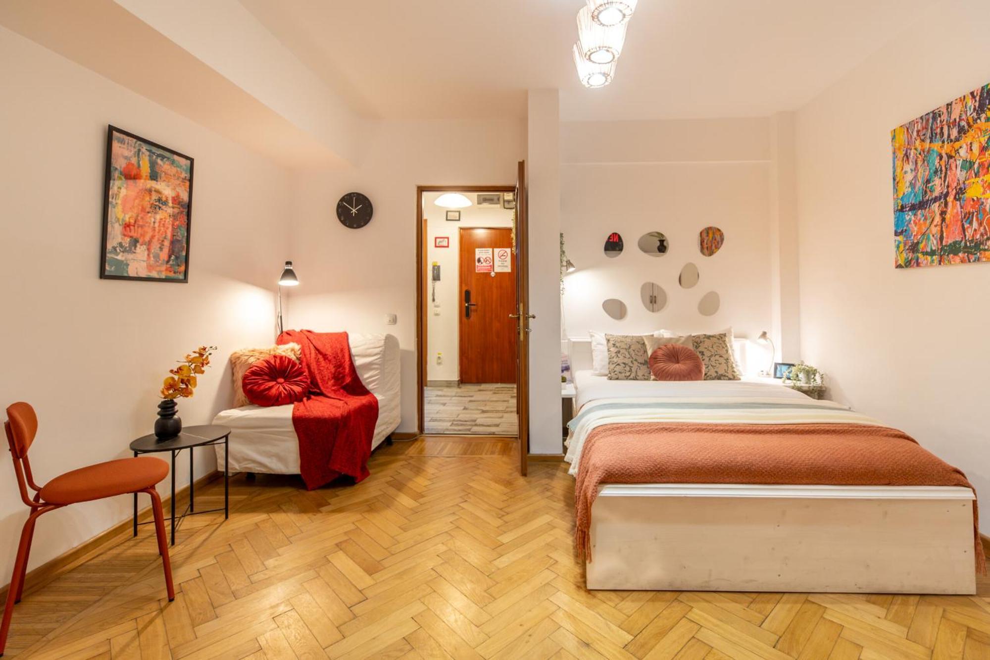 2Br Apartment At Piata Natiunilor Unite: Perfect For City Center Stays Bukarest Eksteriør billede