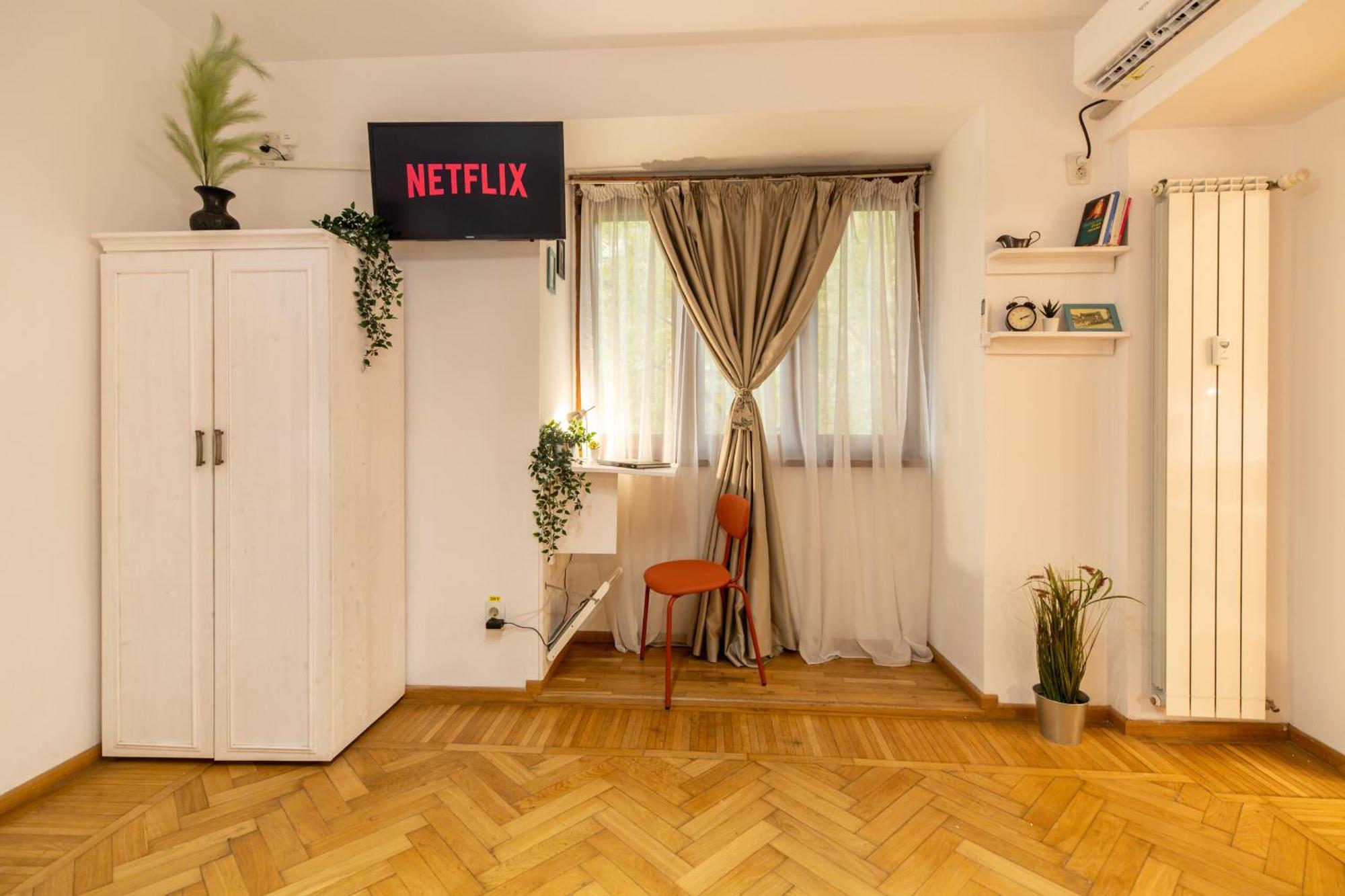 2Br Apartment At Piata Natiunilor Unite: Perfect For City Center Stays Bukarest Eksteriør billede